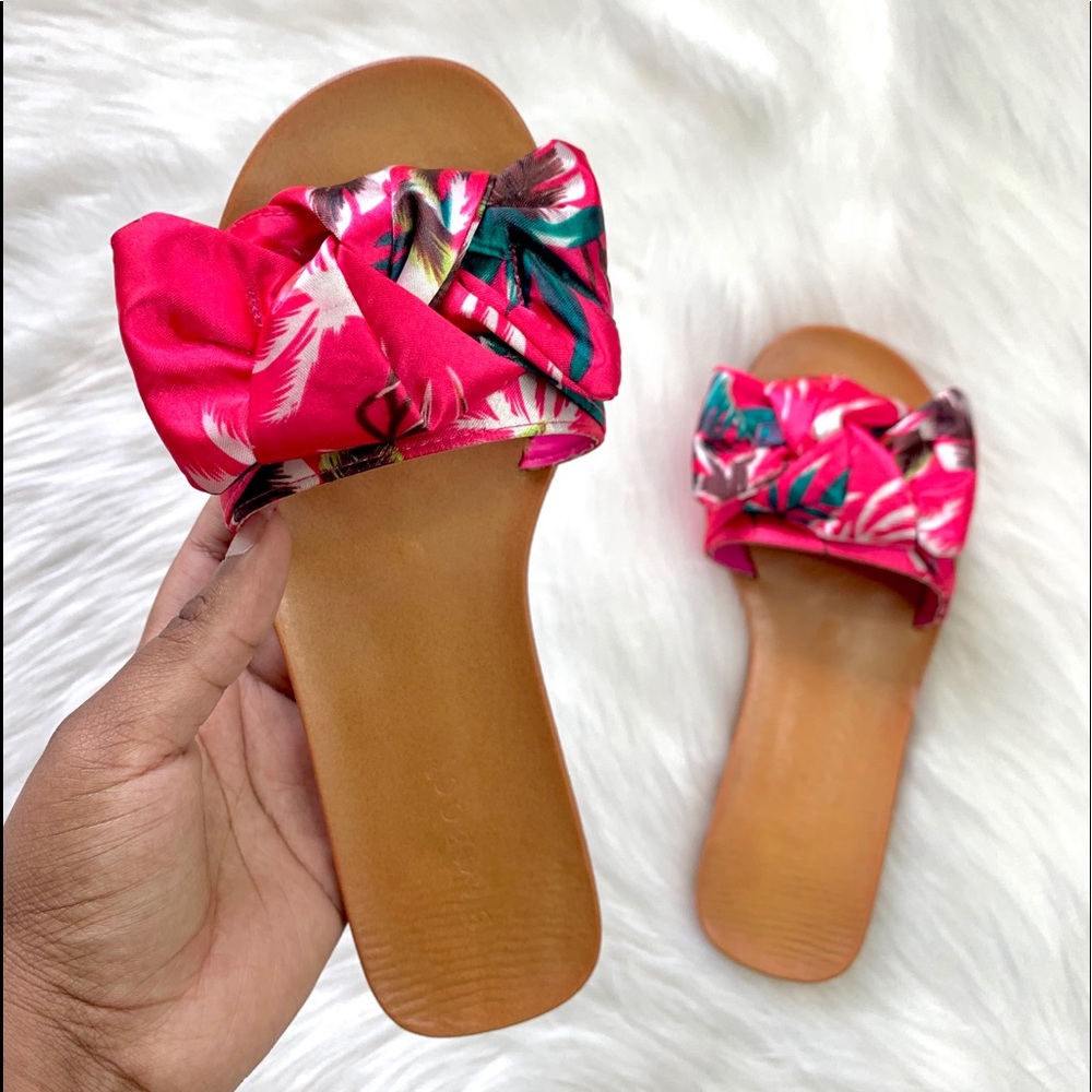 NEW✨Hot Pink Sandal slide 5.5-10